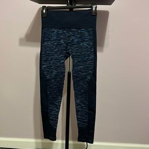 Blue striped active wear leggings
